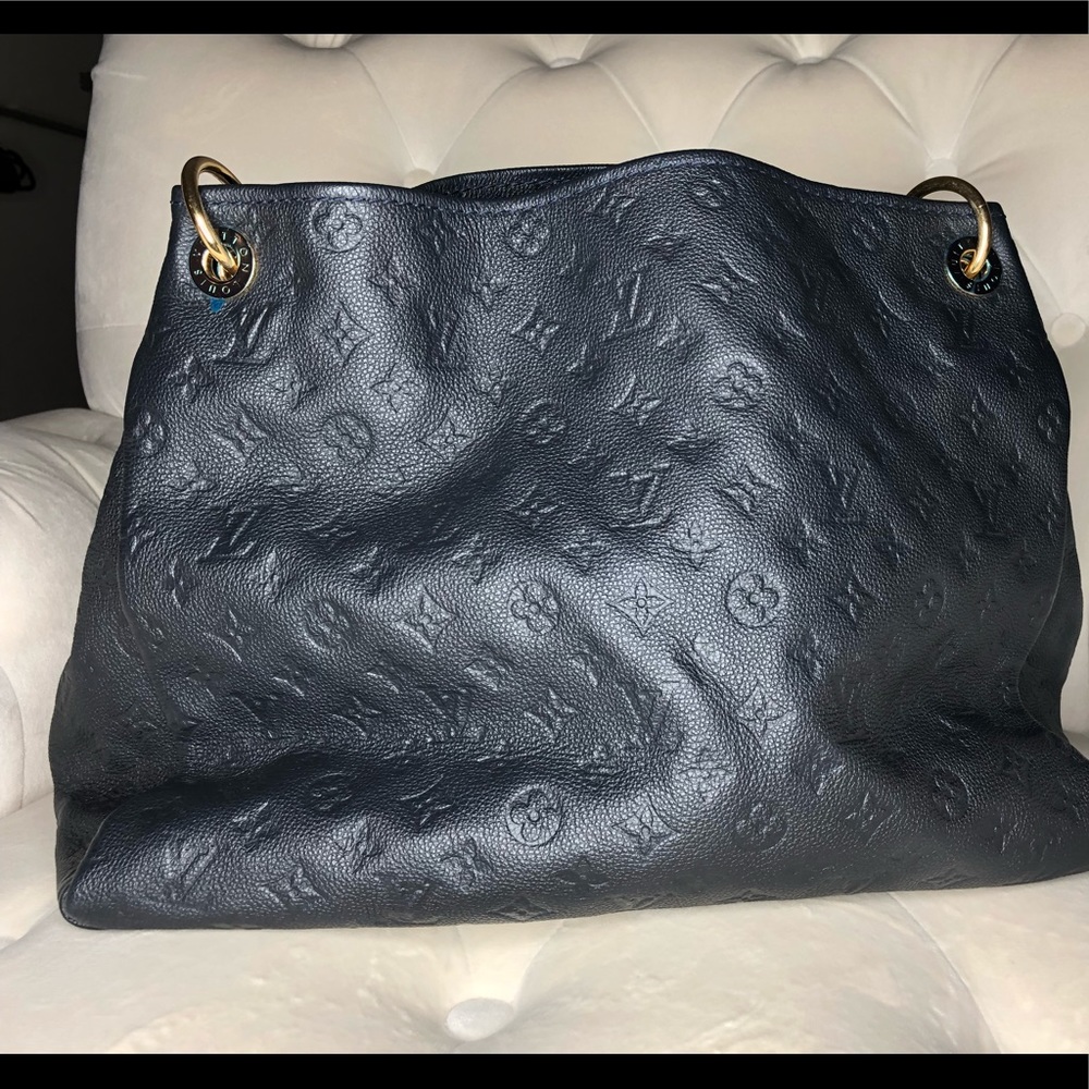 ♥️SOLD♥️ Louis Vuitton Artsy MM Infini Black - Picture 2 of 8